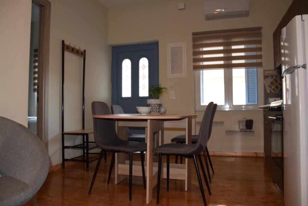 Apartament Laundry House Sinarádes Zewnętrze zdjęcie